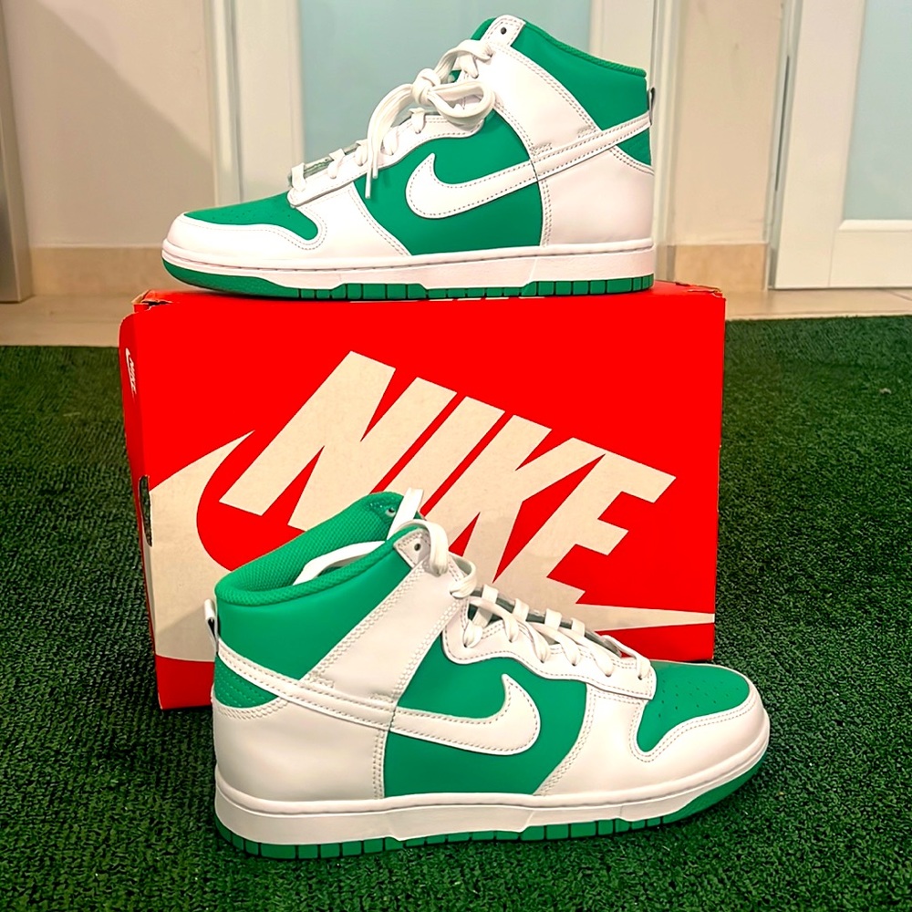 Nike dunk green retro size 10 🍀🐉